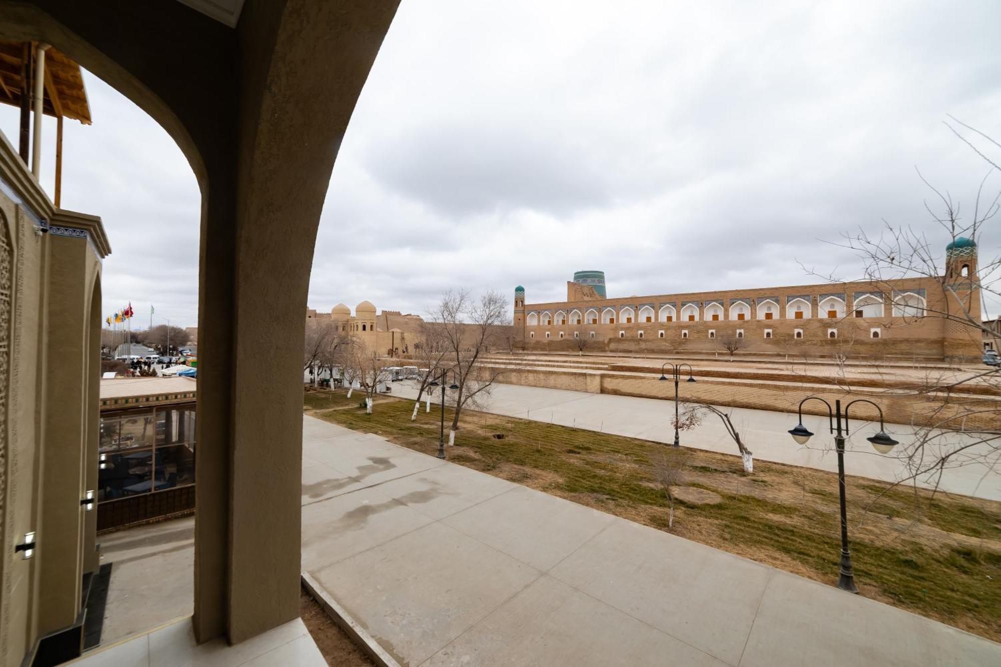 Isakhoja Hotel Khiva Exterior foto
